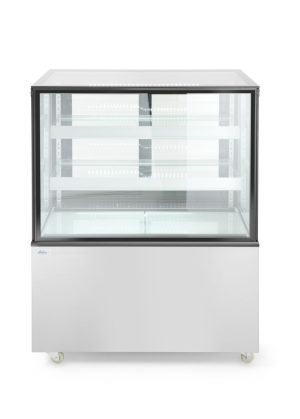 Refrigerated display cabinets with 2 shelves