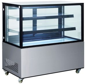 Refrigerated display cabinets with 2 shelves